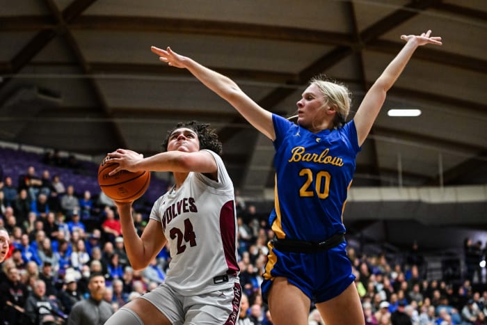 Barlow Tualatin 6A Oregon girls basketball quarterfinal Naji Saker -90